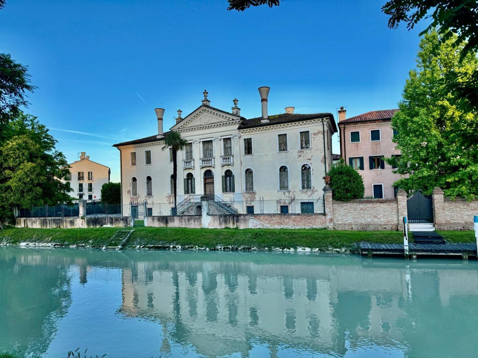 Erman House Mansarda Sulla Riviera Del Brenta Venezia Apartment Dolo Bagian luar foto